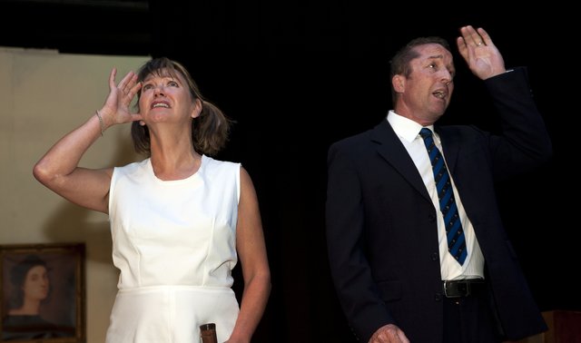 Real Inspector Hound (19)