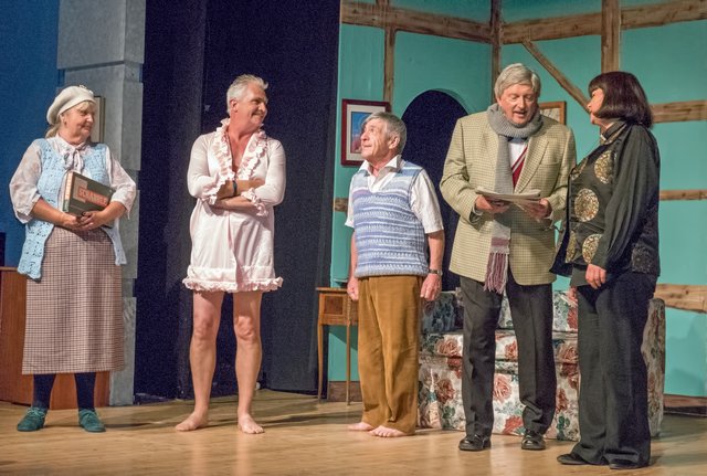 Vicar of Dibley in Love and Marriage (37)