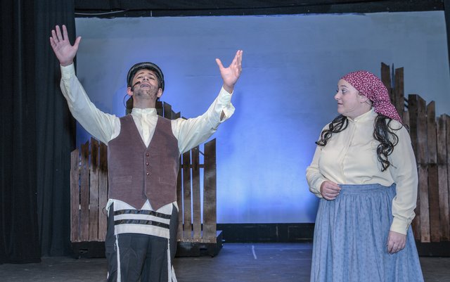 Fiddler on the Roof Dec 2017 (125)