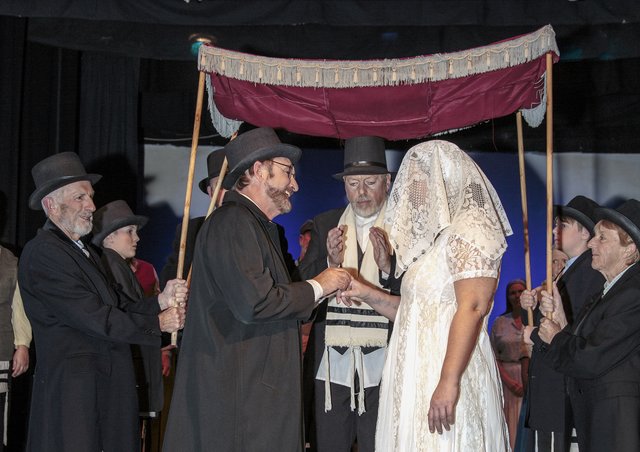 Fiddler on the Roof Dec 2017 (105)