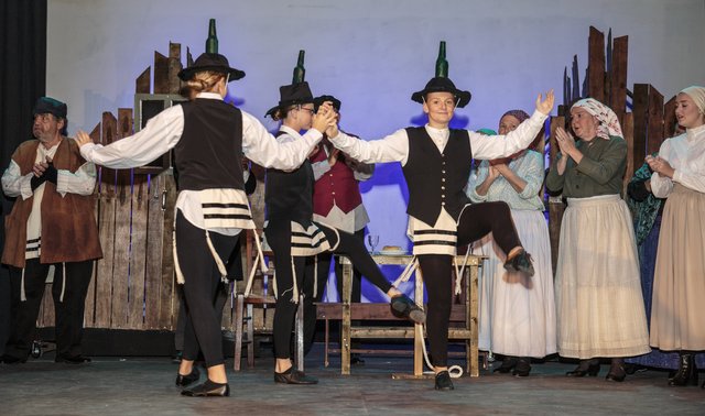 Fiddler on the Roof Dec 2017 (107)