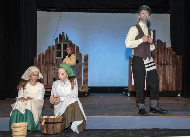 Fiddler on the Roof Dec 2017 (62)