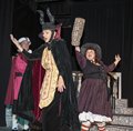 Wyrd Sisters (112)