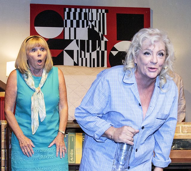 Black Comedy (66)