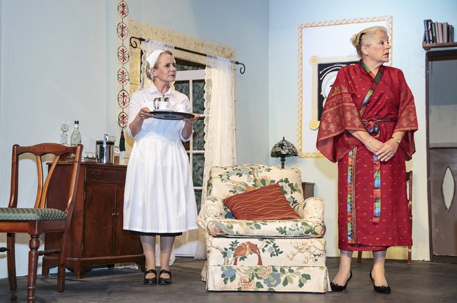 Blithe Spirit (53)