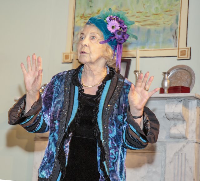 Blithe Spirit (14)