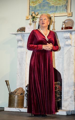 Blithe Spirit (4)