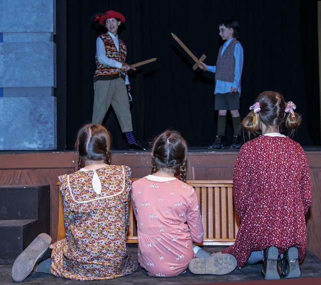 Goodnight Mister Tom (114)