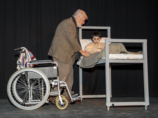 Goodnight Mister Tom (106)
